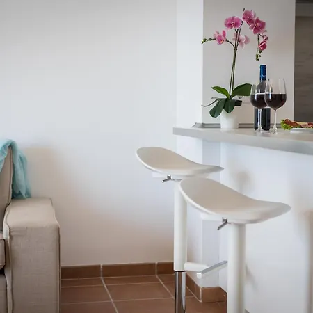 Amazing In Americas Apartment *